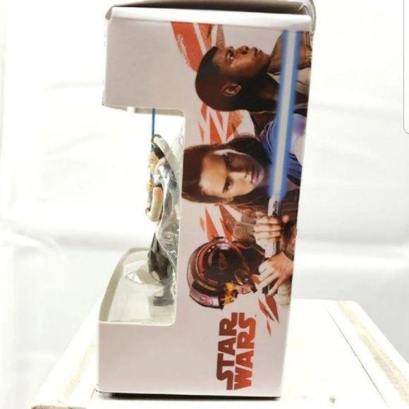 Hallmark‎ Disney star wars Christmas tree ornament - Picture 4 of 4